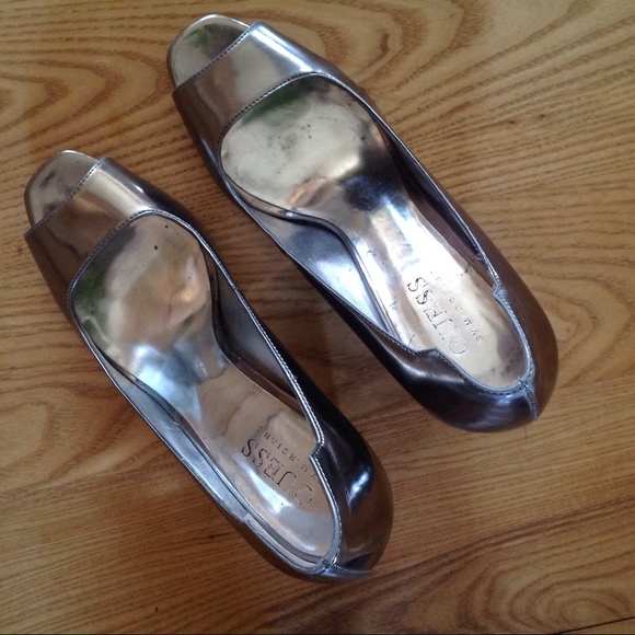 Guess Wedge 6 Silver Patent Leather Peep Toe Pump - Picture 7 of 7